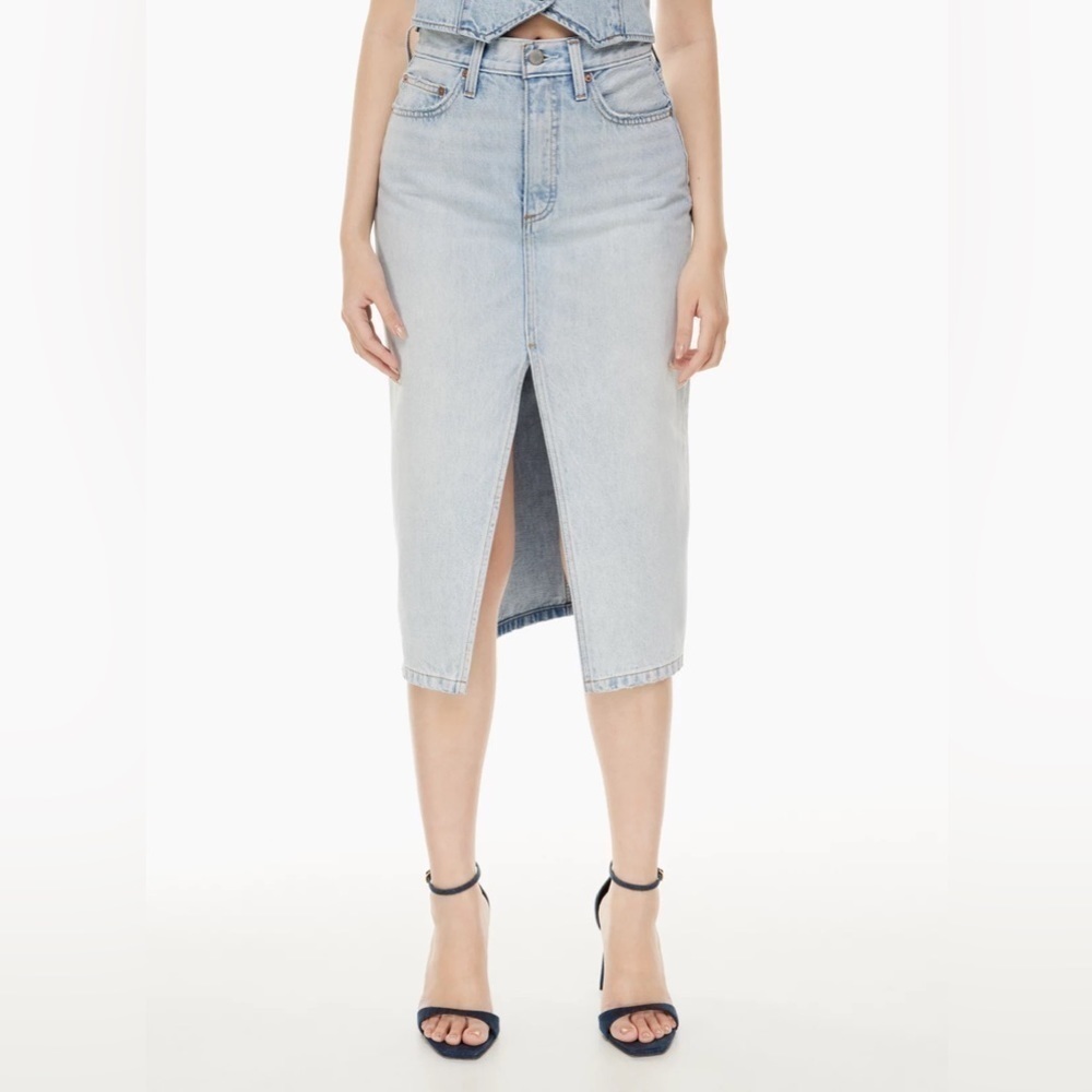 Aritzia Denim Forum The 90s Halle Jean Skirt